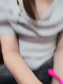 -Almira- online show from October 20, 2025, 2:45 am