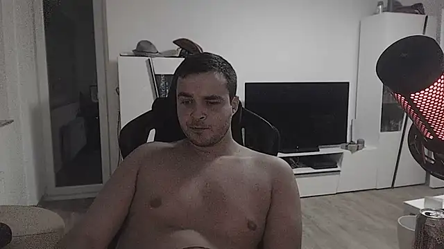 SharkLuigi online show from December 15, 2025, 11:53 pm