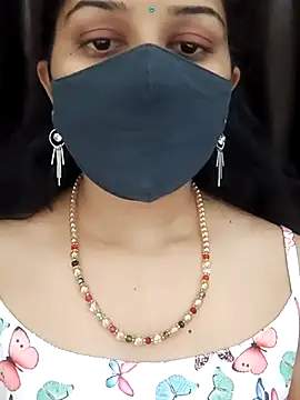 Angleannie online show from December 21, 2025, 5:31 pm