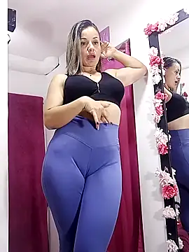 Snapshot of sweetfantasyy69 chatting on May 11, 2026, 7:00 pm sweetfantasyy69 online show from May 11, 2026, 7:00 pm