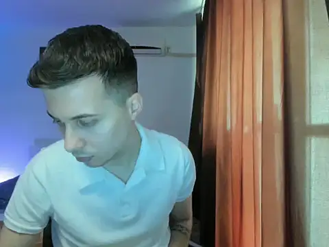 Dreamboy24 online show from April 21, 2026, 11:05 am