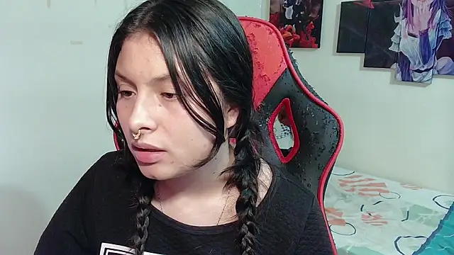 jessica gomez online show from February 17, 2025, 10:36 pm