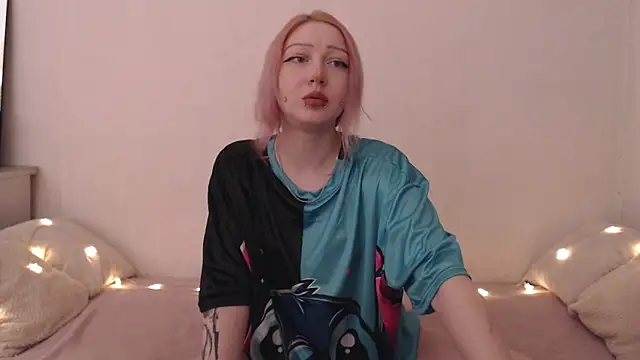 Emily hardcore online show from March 13, 2026, 7:31 pm