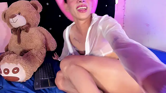 rosedewitt online show from March 12, 2025, 8:10 pm