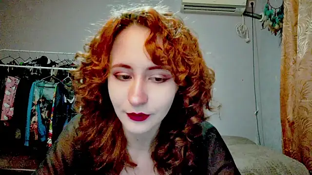 JoannaTompson online show from February 9, 2026, 12:58 am