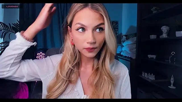 MelissaTetris online show from September 14, 2025, 10:03 am