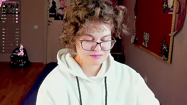 Sashy Way online show from December 7, 2024, 6:54 am