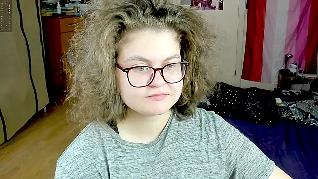 Sashy Way online show from October 12, 2025, 10:58 am