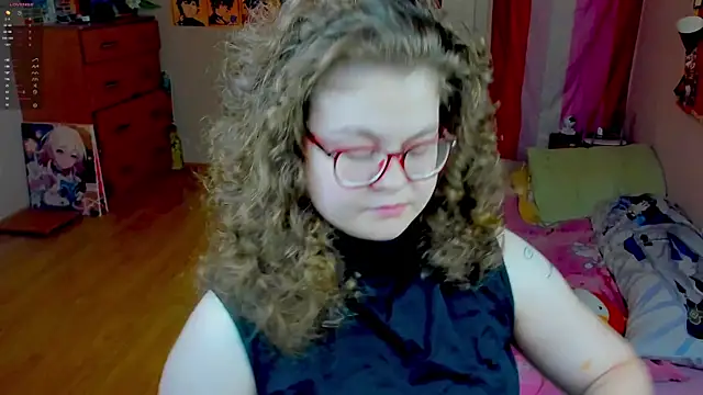 Snapshot of Sashy_Way chatting on July 4, 2026, 9:10 pm Sashy Way online show from July 4, 2026, 9:10 pm