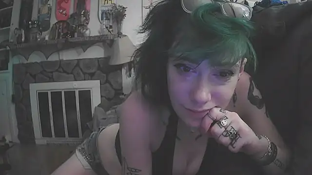 Emily0903 online show from October 3, 2025, 12:07 am