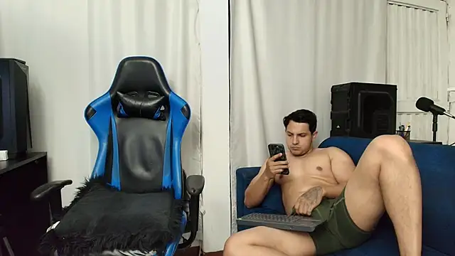 hott dicks online show from July 5, 2026, 1:34 am