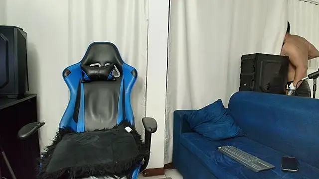 hott dicks online show from July 16, 2026, 1:55 am