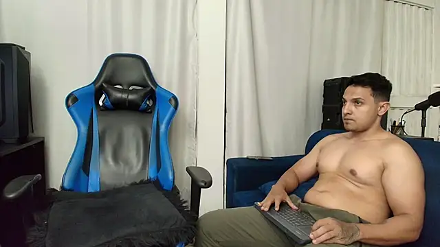 hott dicks online show from July 19, 2026, 1:31 am