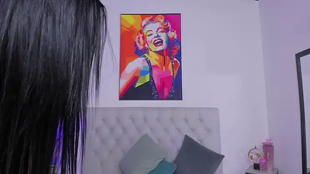 KristalFoxx online show from September 14, 2025, 2:00 am