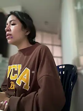 Mila Morgan online show from April 9, 2026, 1:38 pm