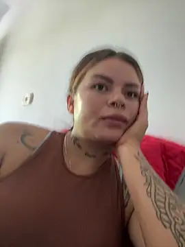 ivanna rivera online show from October 7, 2025, 6:16 pm