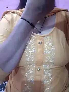 Cute nidhi online show from December 4, 2024, 4:27 pm