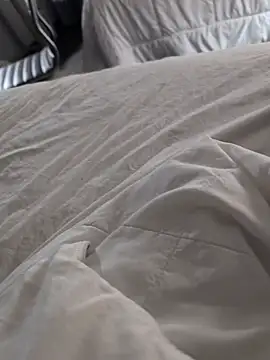 RandomGuy420lol online show from December 23, 2025, 9:40 am