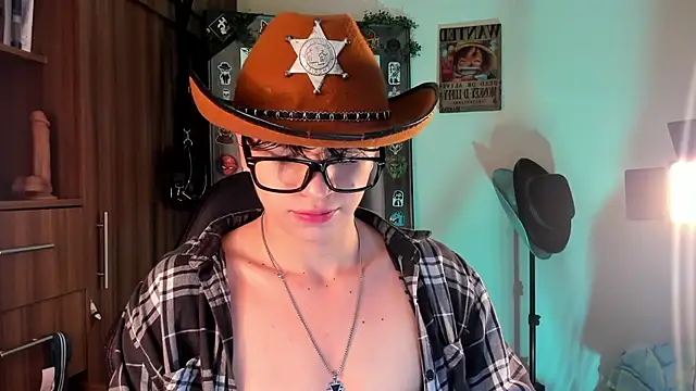 marckalexis online show from September 15, 2025, 2:06 pm