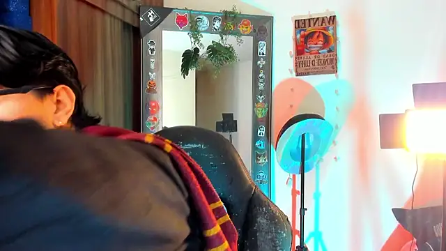 marckalexis online show from April 15, 2026, 4:08 am