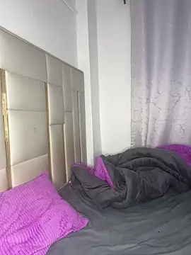 Fanclubbbbb online show from March 18, 2025, 11:42 pm