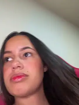 Snapshot of Monica_Pimentinha_ chatting on February 5, 2025, 1:11 pm Monica Pimentinha  online show from February 5, 2025, 1:11 pm