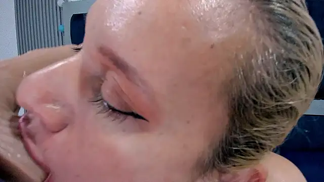 sofia mature online show from December 9, 2024, 12:40 pm