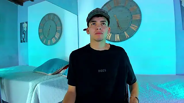 Mike 0233  online show from January 19, 2025, 4:33 am