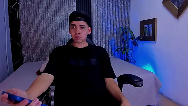 Mike 0233  online show from October 11, 2025, 4:12 am