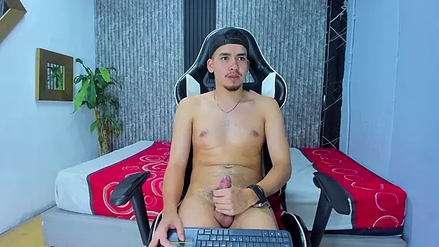 Mike 0233  online show from February 3, 2026, 6:40 am