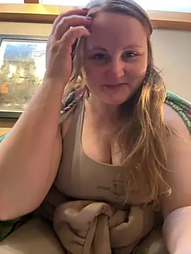 GingerSnap33 online show from December 3, 2025, 8:07 pm