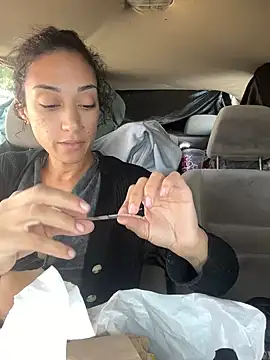 Snapshot of starrynikki chatting on December 2, 2024, 7:27 pm starrynikki online show from December 2, 2024, 7:27 pm