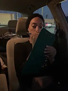 Snapshot of starrynikki chatting on December 6, 2024, 1:07 am starrynikki online show from December 6, 2024, 1:07 am