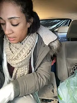 Snapshot of starrynikki chatting on December 7, 2024, 4:03 pm starrynikki online show from December 7, 2024, 4:03 pm