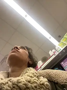 Snapshot of starrynikki chatting on December 24, 2024, 6:17 pm starrynikki online show from December 24, 2024, 6:17 pm