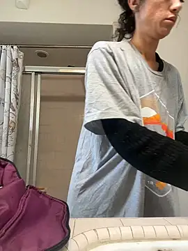 Snapshot of starrynikki chatting on December 28, 2024, 6:29 pm starrynikki online show from December 28, 2024, 6:29 pm