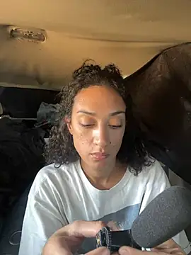 Snapshot of starrynikki chatting on January 9, 2025, 9:47 pm starrynikki online show from January 9, 2025, 9:47 pm