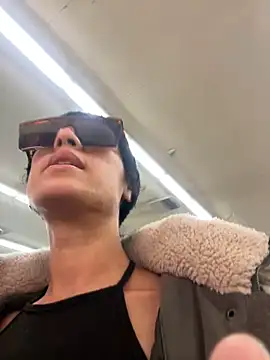 Snapshot of starrynikki chatting on March 5, 2025, 9:48 pm starrynikki online show from March 5, 2025, 9:48 pm