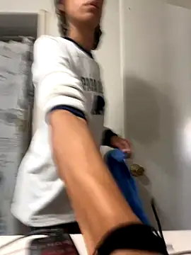 Snapshot of starrynikki chatting on October 8, 2025, 5:10 pm starrynikki online show from October 8, 2025, 5:10 pm