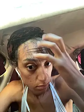 Snapshot of starrynikki chatting on October 12, 2025, 5:34 pm starrynikki online show from October 12, 2025, 5:34 pm