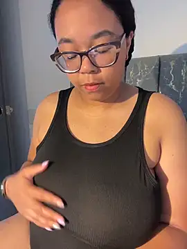 XMara online show from April 1, 2026, 8:06 pm