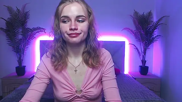 MargaritaKiss online show from November 5, 2025, 7:25 pm