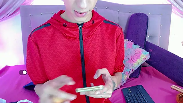 Snapshot of SexyJuliii21 chatting on January 10, 2025, 2:46 am SexyJuliii21 online show from January 10, 2025, 2:46 am