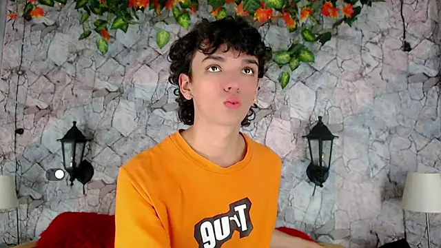 Snapshot of SexyJuliii21 chatting on January 29, 2025, 8:29 am SexyJuliii21 online show from January 29, 2025, 8:29 am