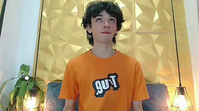 Snapshot of SexyJuliii21 chatting on February 11, 2025, 3:51 pm SexyJuliii21 online show from February 11, 2025, 3:51 pm