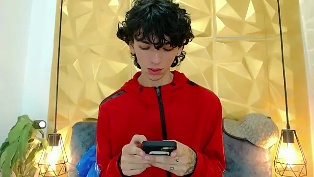 Snapshot of SexyJuliii21 chatting on March 9, 2025, 12:21 am SexyJuliii21 online show from March 9, 2025, 12:21 am