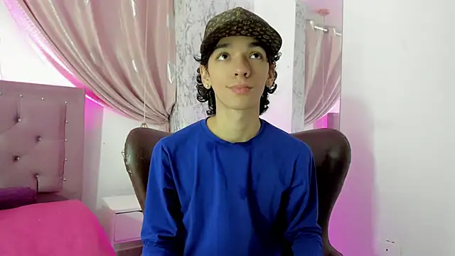 Snapshot of SexyJuliii21 chatting on March 15, 2025, 3:29 am SexyJuliii21 online show from March 15, 2025, 3:29 am