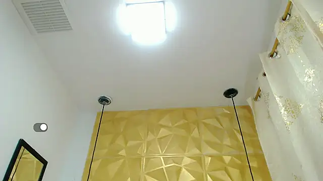 Snapshot of SexyJuliii21 chatting on March 21, 2025, 3:44 am SexyJuliii21 online show from March 21, 2025, 3:44 am