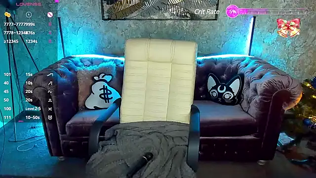 LunaaMayy online show from January 7, 2025, 5:12 am