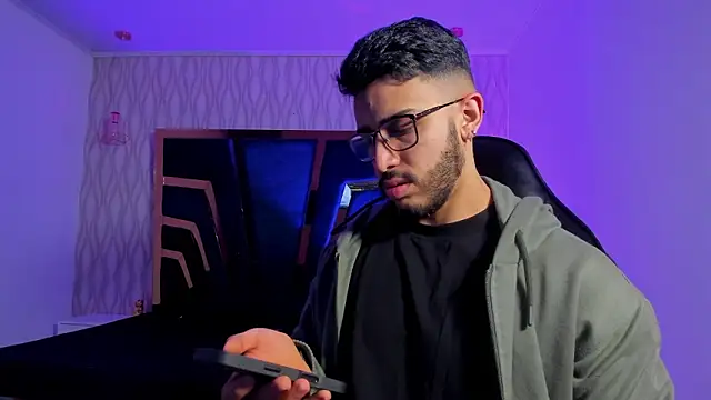 Liam Kleiin online show from March 26, 2026, 11:27 am